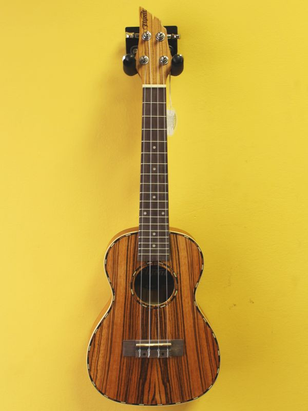 Flycat C40C Concert Ukulele